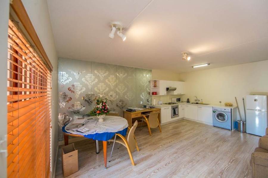 To Let 1 Bedroom Property for Rent in Morningside Gauteng