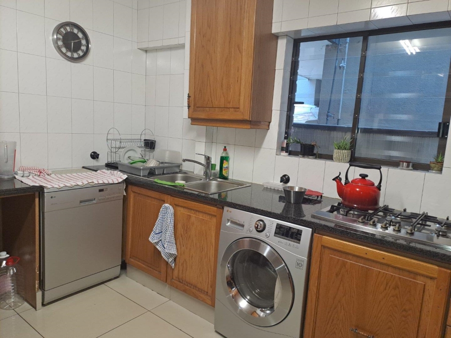 3 Bedroom Property for Sale in Illovo Gauteng