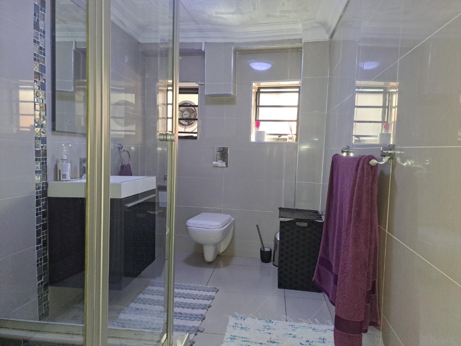 3 Bedroom Property for Sale in Illovo Gauteng