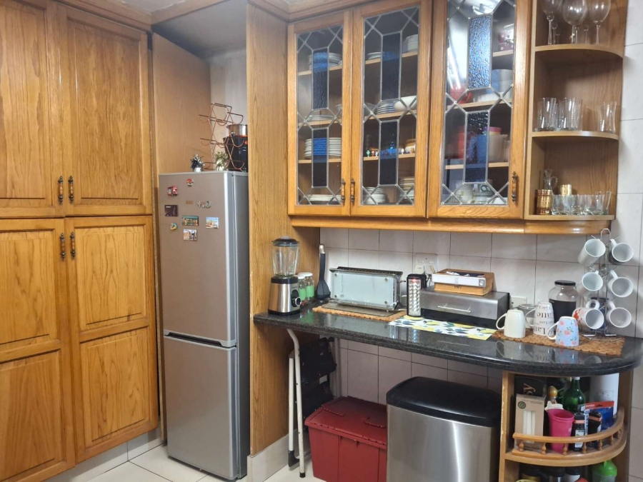 3 Bedroom Property for Sale in Illovo Gauteng