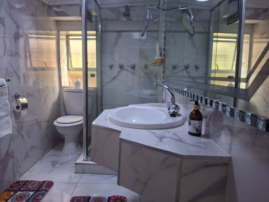 3 Bedroom Property for Sale in Illovo Gauteng
