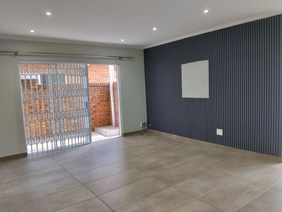 To Let 2 Bedroom Property for Rent in Meyersdal Gauteng