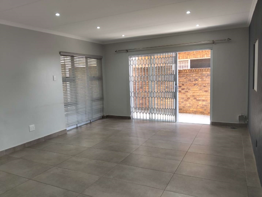 To Let 2 Bedroom Property for Rent in Meyersdal Gauteng