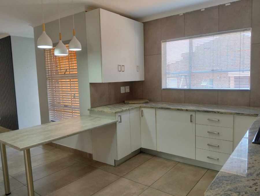 To Let 2 Bedroom Property for Rent in Meyersdal Gauteng