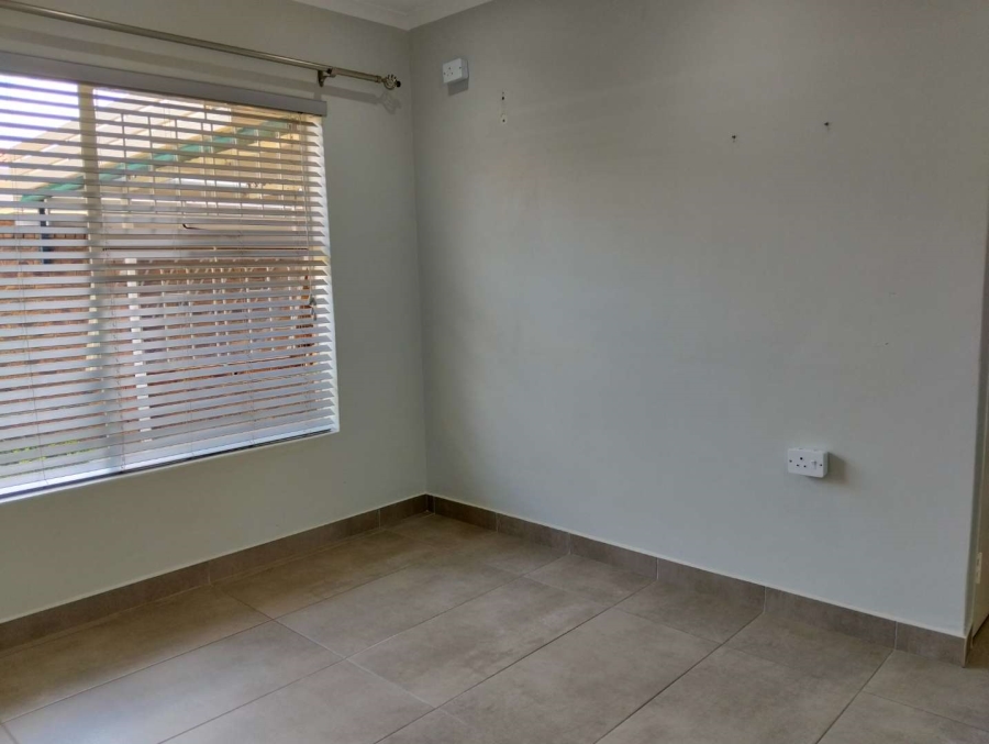 To Let 2 Bedroom Property for Rent in Meyersdal Gauteng