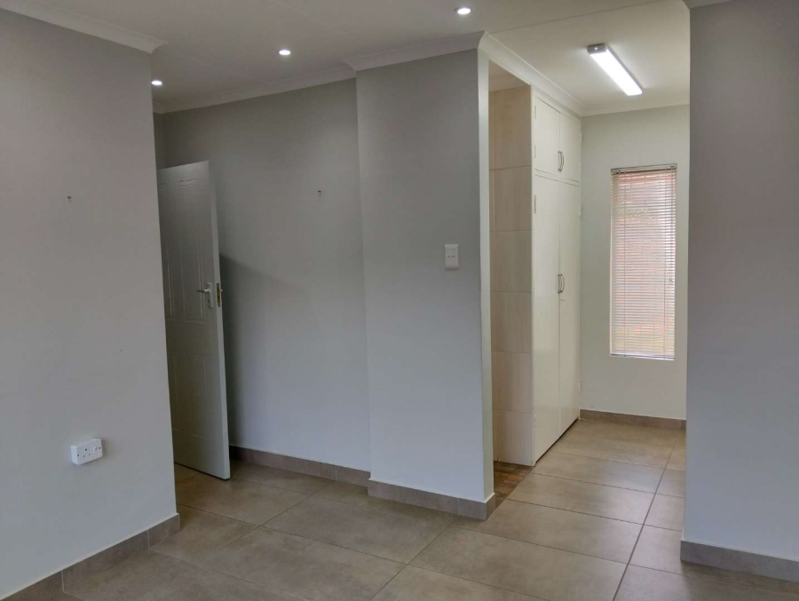 To Let 2 Bedroom Property for Rent in Meyersdal Gauteng