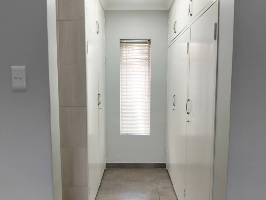 To Let 2 Bedroom Property for Rent in Meyersdal Gauteng