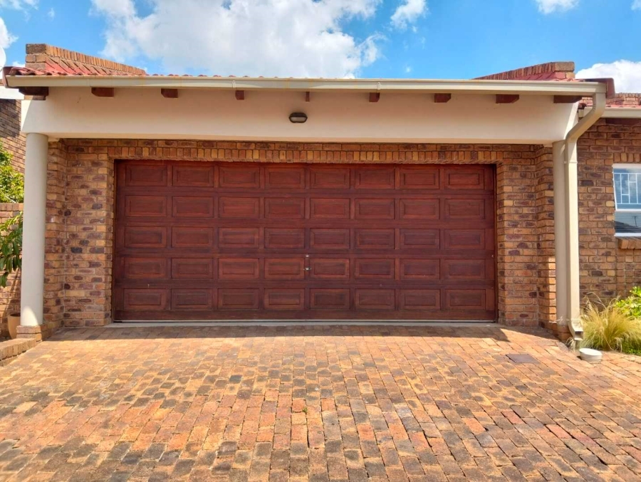 To Let 2 Bedroom Property for Rent in Meyersdal Gauteng