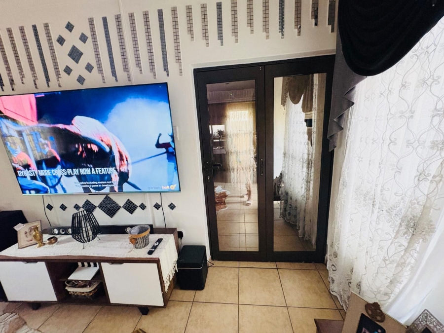 3 Bedroom Property for Sale in Sherwood Gardens Gauteng