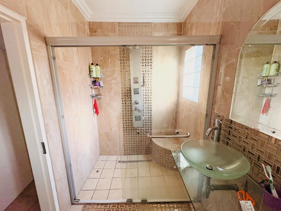 3 Bedroom Property for Sale in Sherwood Gardens Gauteng