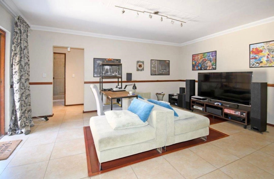 6 Bedroom Property for Sale in North Riding Gauteng