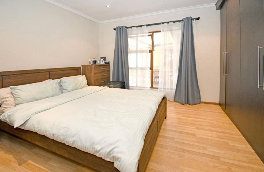 6 Bedroom Property for Sale in North Riding Gauteng