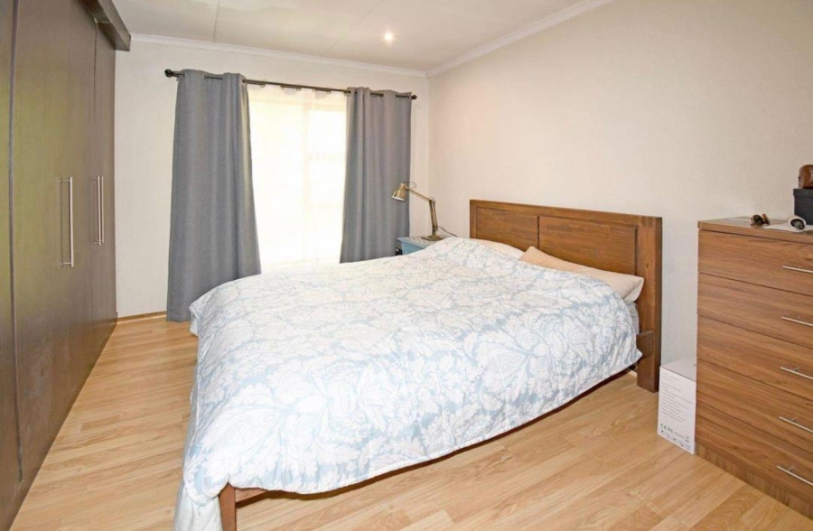 6 Bedroom Property for Sale in North Riding Gauteng