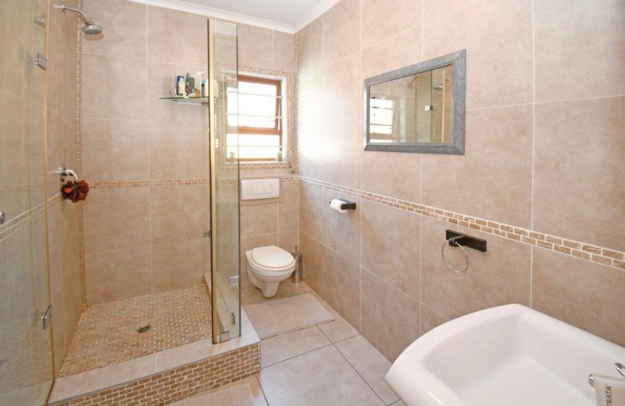 6 Bedroom Property for Sale in North Riding Gauteng