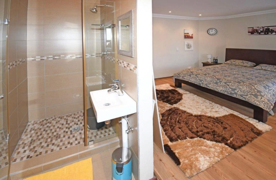 6 Bedroom Property for Sale in North Riding Gauteng