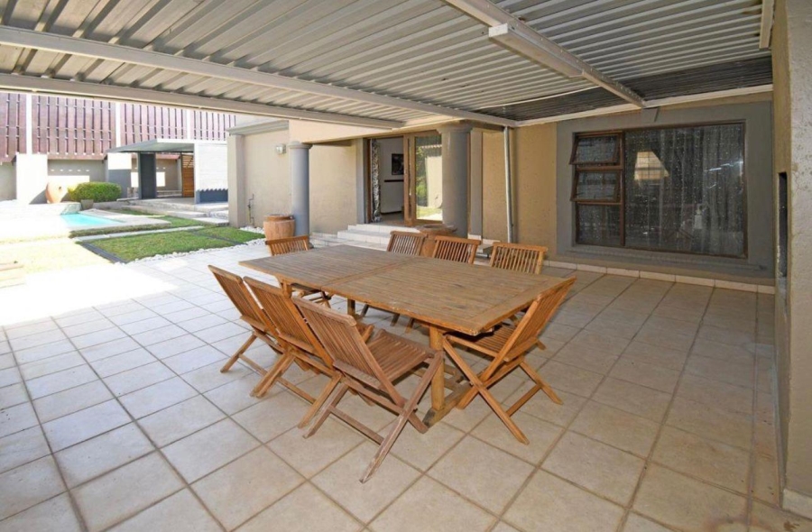 6 Bedroom Property for Sale in North Riding Gauteng