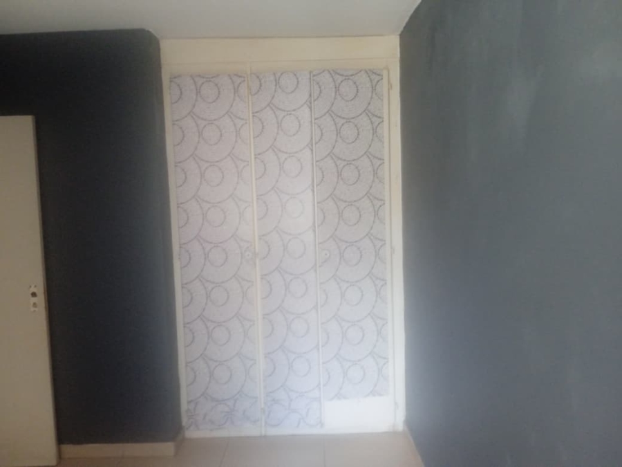 2 Bedroom Property for Sale in Florida Gauteng