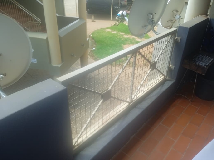 2 Bedroom Property for Sale in Florida Gauteng