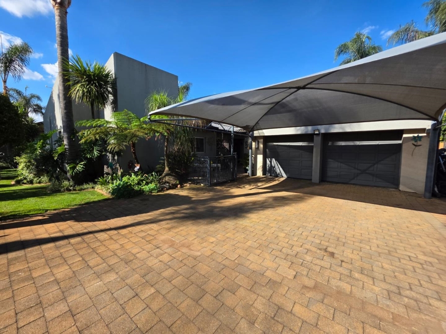 3 Bedroom Property for Sale in Blue Gill Estate Gauteng