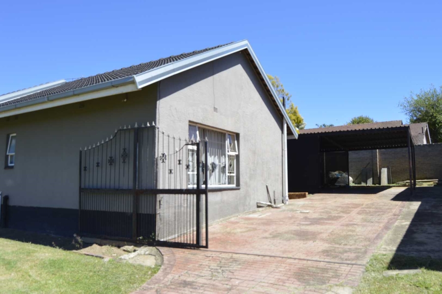 3 Bedroom Property for Sale in Birchleigh Gauteng