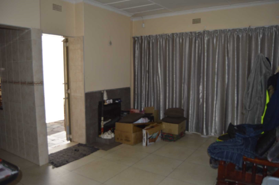 3 Bedroom Property for Sale in Birchleigh Gauteng