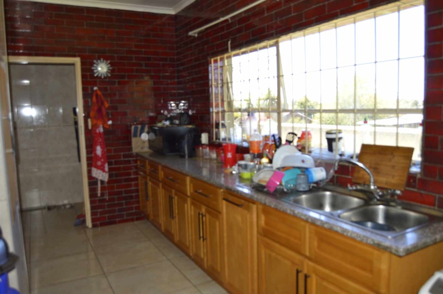 3 Bedroom Property for Sale in Birchleigh Gauteng
