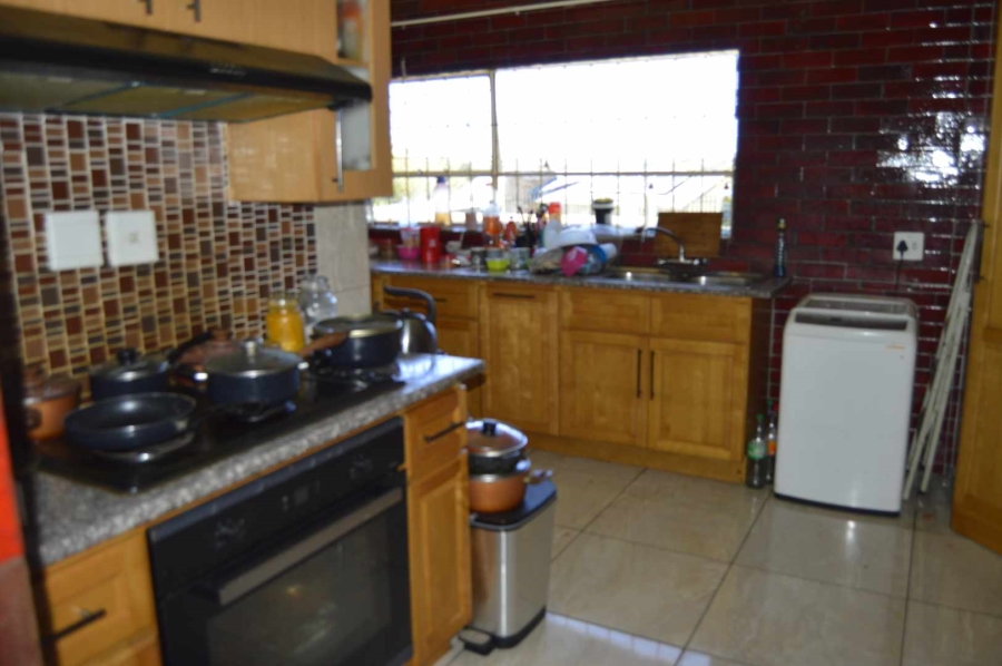3 Bedroom Property for Sale in Birchleigh Gauteng