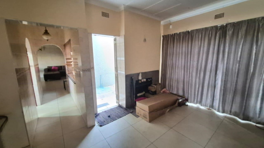 3 Bedroom Property for Sale in Birchleigh Gauteng