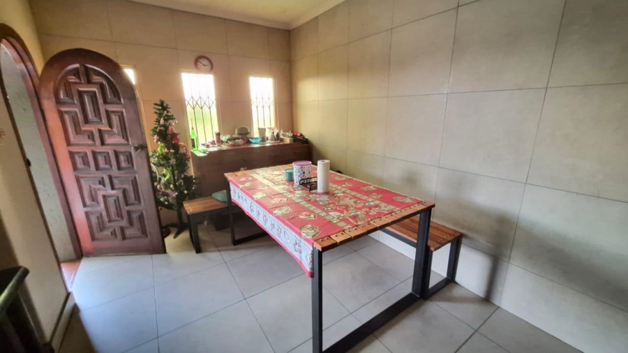 3 Bedroom Property for Sale in Birchleigh Gauteng