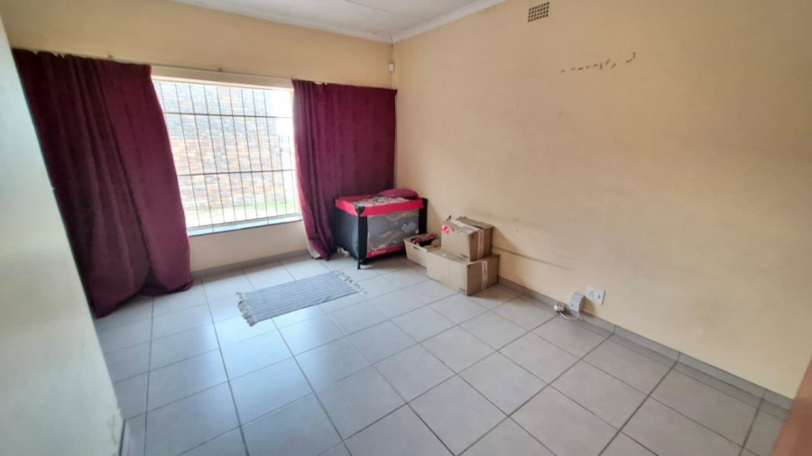 3 Bedroom Property for Sale in Birchleigh Gauteng