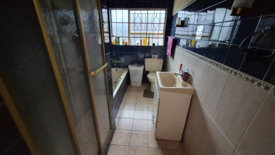 3 Bedroom Property for Sale in Birchleigh Gauteng
