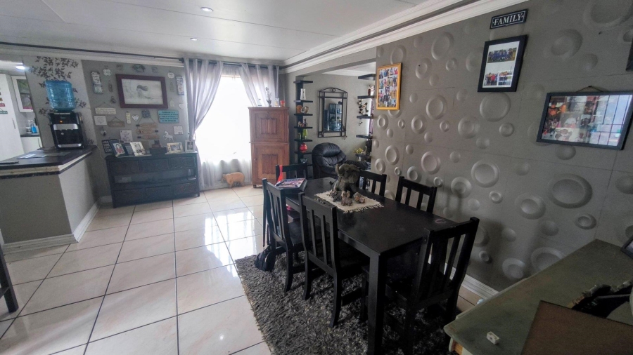 3 Bedroom Property for Sale in Albertsdal Gauteng