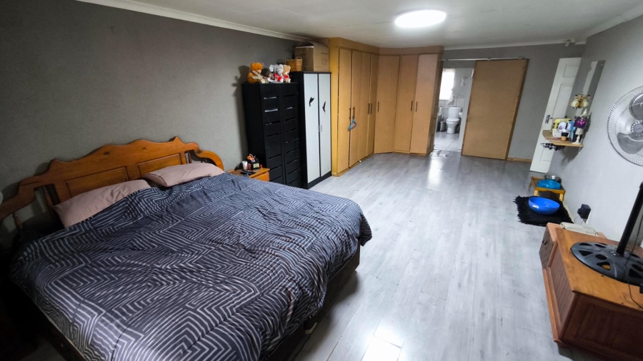 3 Bedroom Property for Sale in Albertsdal Gauteng