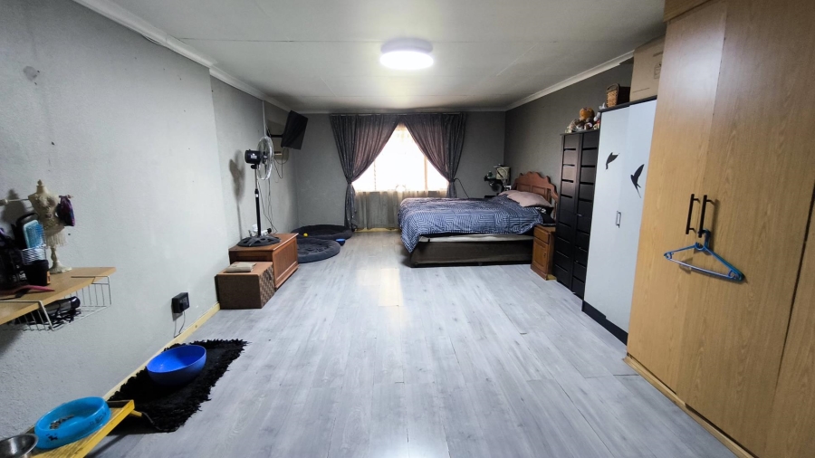 3 Bedroom Property for Sale in Albertsdal Gauteng