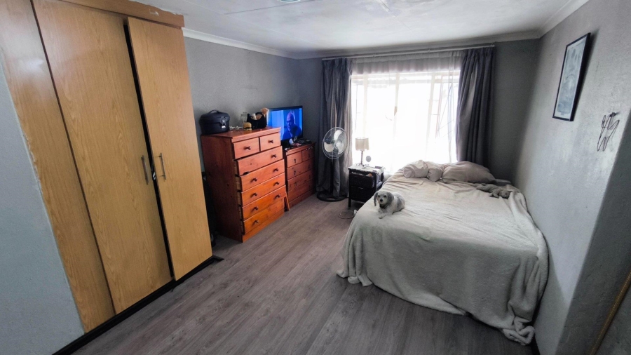 3 Bedroom Property for Sale in Albertsdal Gauteng