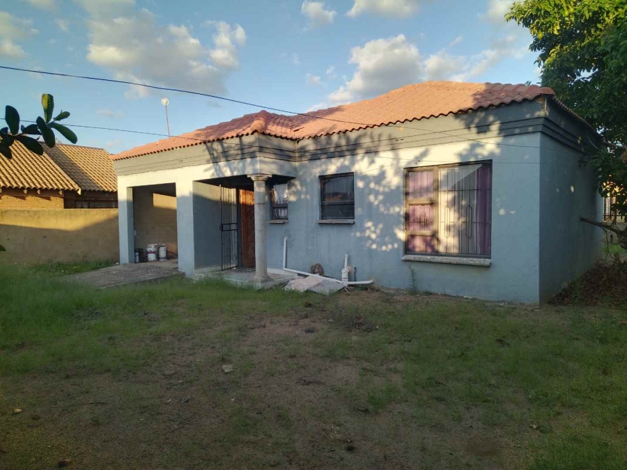 2 Bedroom Property for Sale in Soshanguve P Gauteng