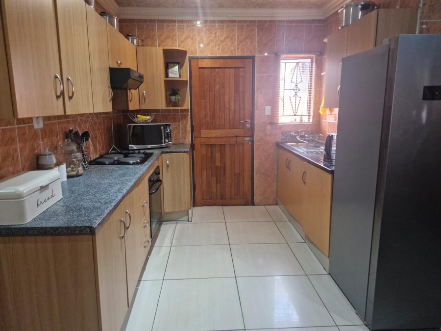 3 Bedroom Property for Sale in Mamelodi East Gauteng