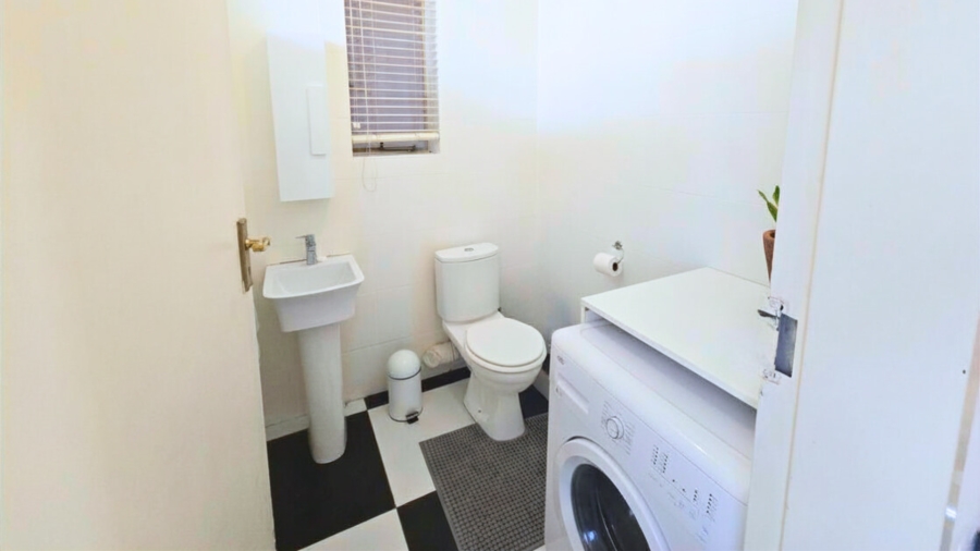 1 Bedroom Property for Sale in Killarney Gauteng