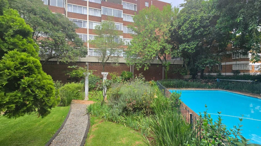 1 Bedroom Property for Sale in Killarney Gauteng