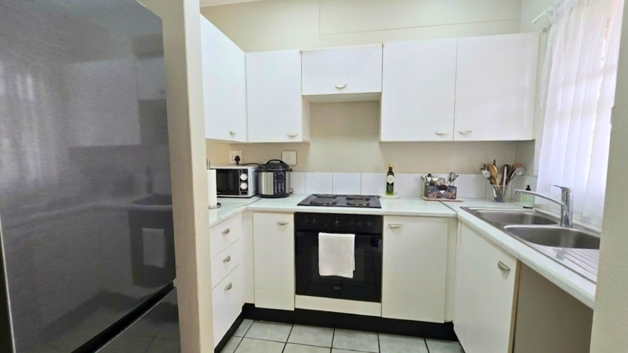 2 Bedroom Property for Sale in Houghton Gauteng