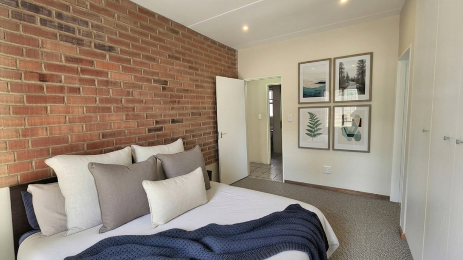 2 Bedroom Property for Sale in Houghton Gauteng