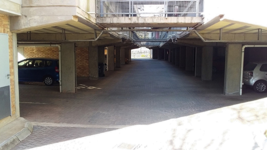 2 Bedroom Property for Sale in Houghton Gauteng