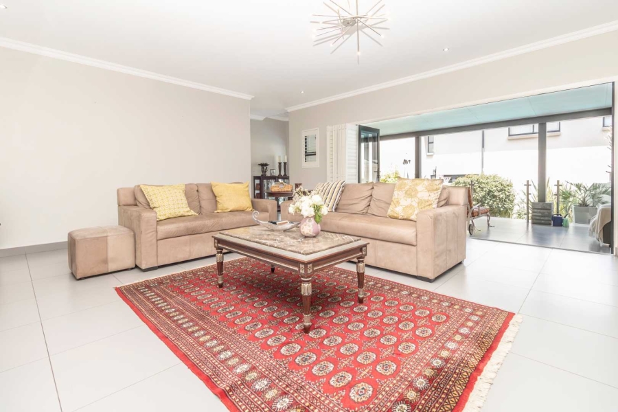 4 Bedroom Property for Sale in Waterfall Country Village Gauteng