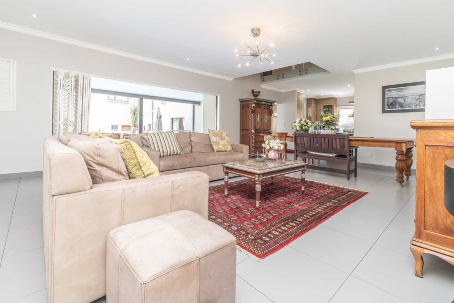 4 Bedroom Property for Sale in Waterfall Country Village Gauteng