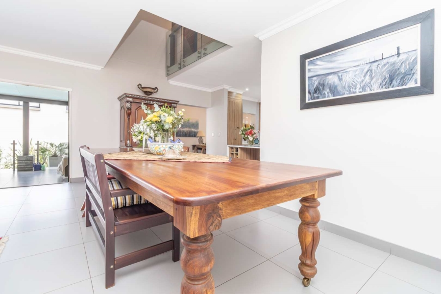 4 Bedroom Property for Sale in Waterfall Country Village Gauteng