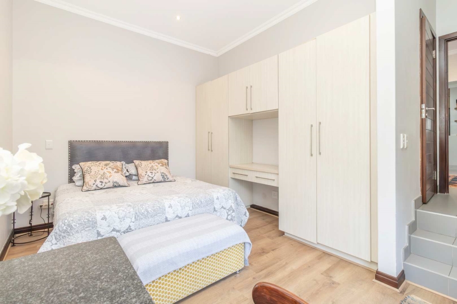 4 Bedroom Property for Sale in Waterfall Country Village Gauteng