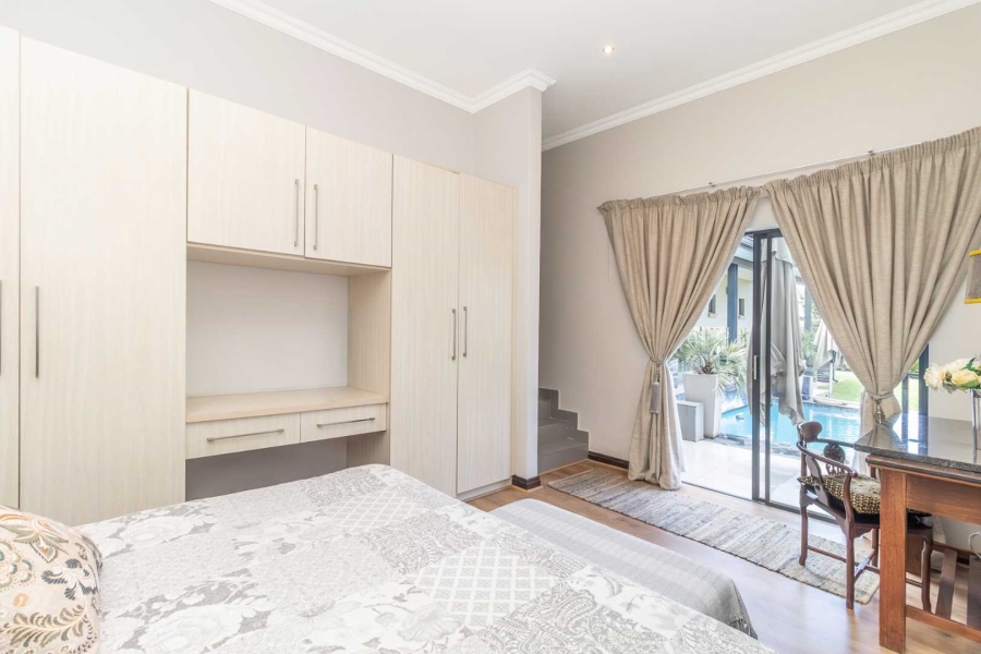 4 Bedroom Property for Sale in Waterfall Country Village Gauteng