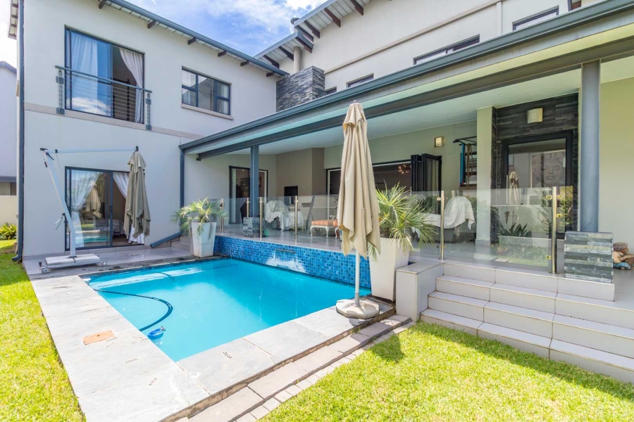 4 Bedroom Property for Sale in Waterfall Country Village Gauteng