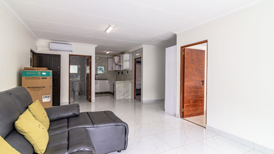 To Let 8 Bedroom Property for Rent in Quellerina Gauteng