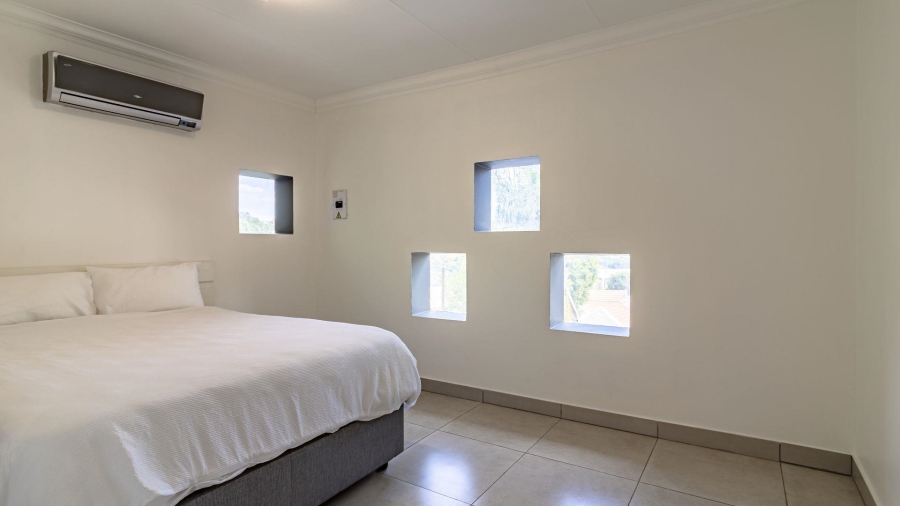 To Let 8 Bedroom Property for Rent in Quellerina Gauteng